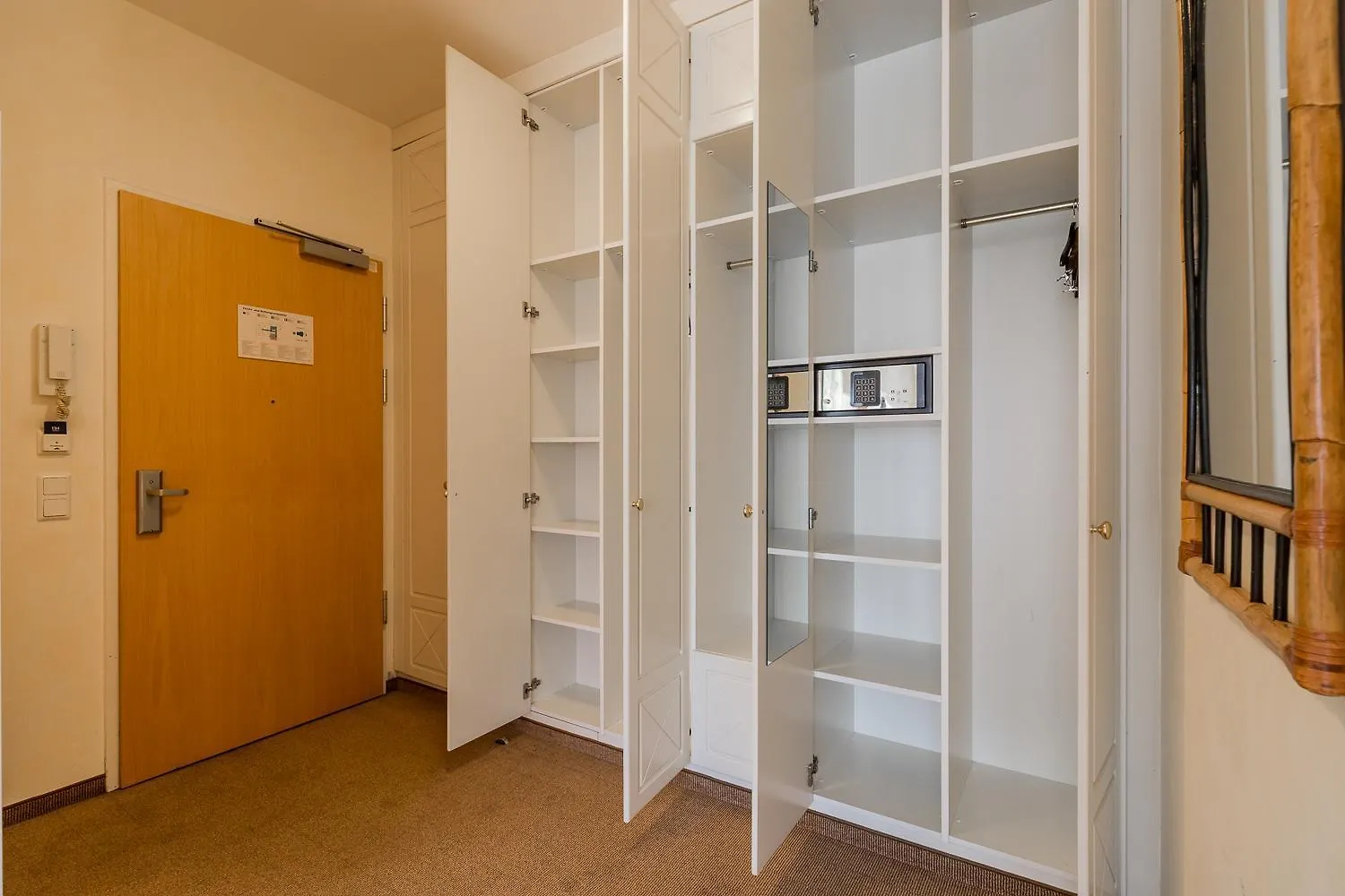 Apartmenthaus Berlin Mitte 0*,  Alemania